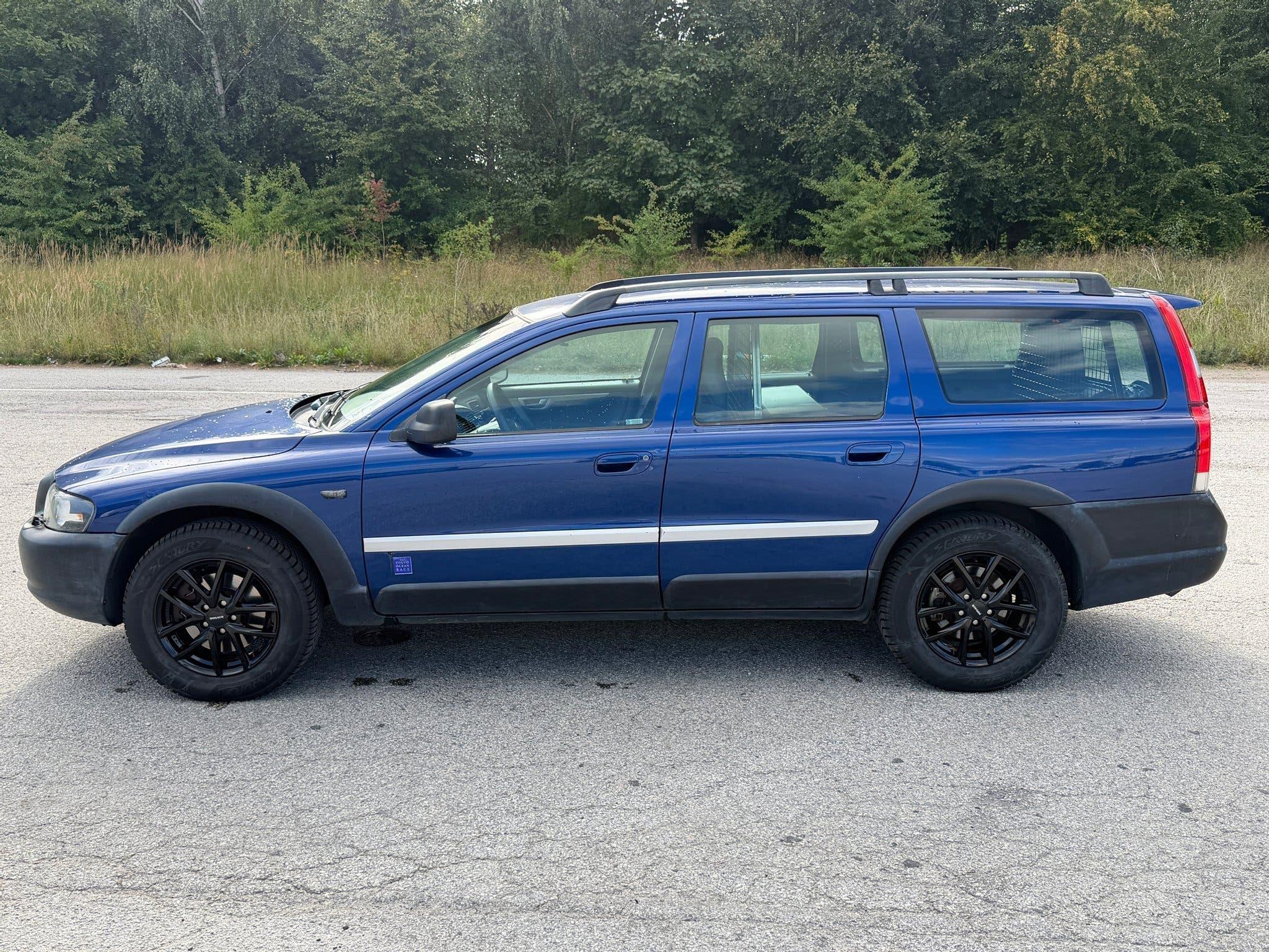 Volvo V70 XC 2.4T AWD Ocean Race A-traktor