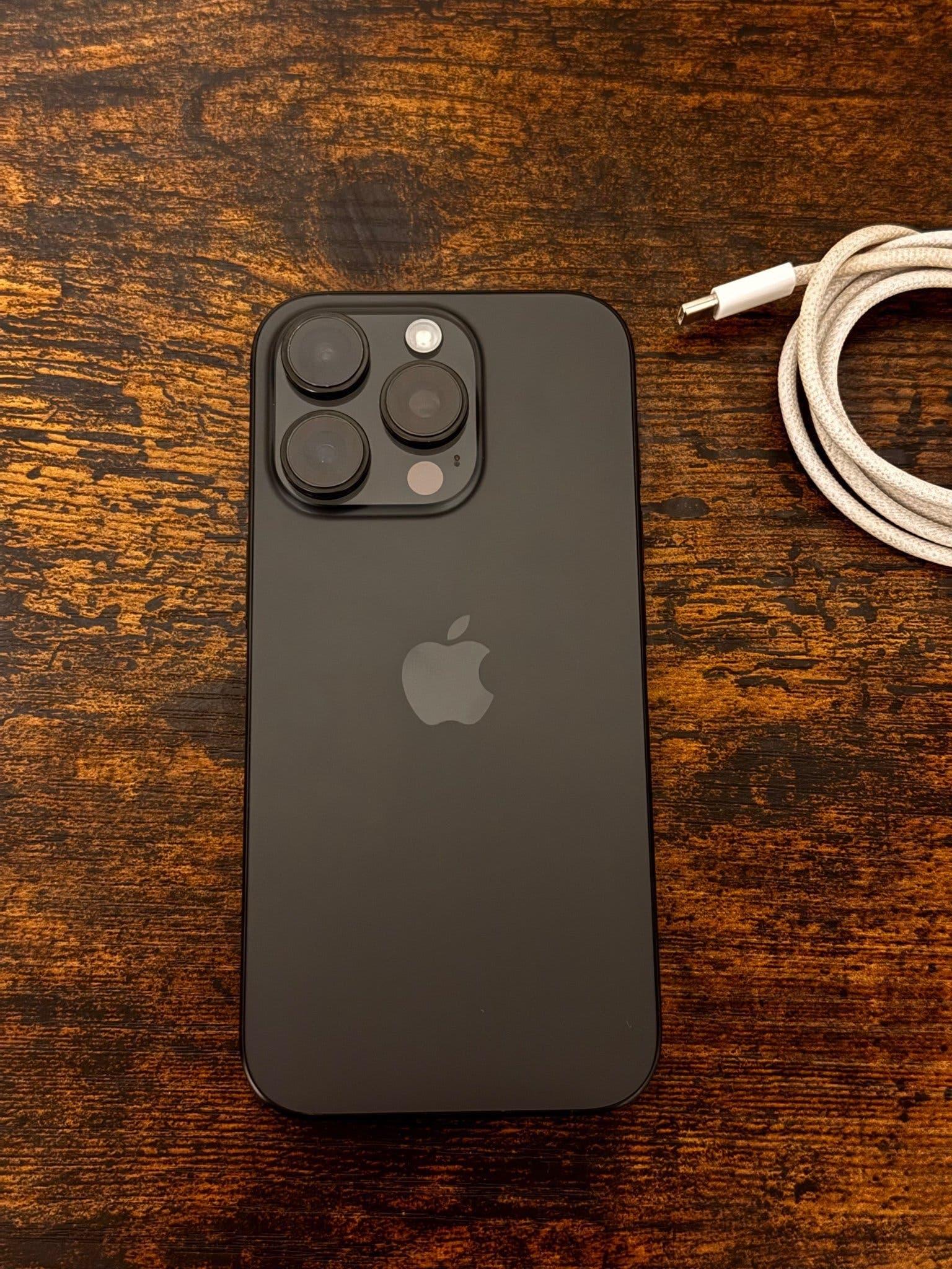 iPhone 16 Pro